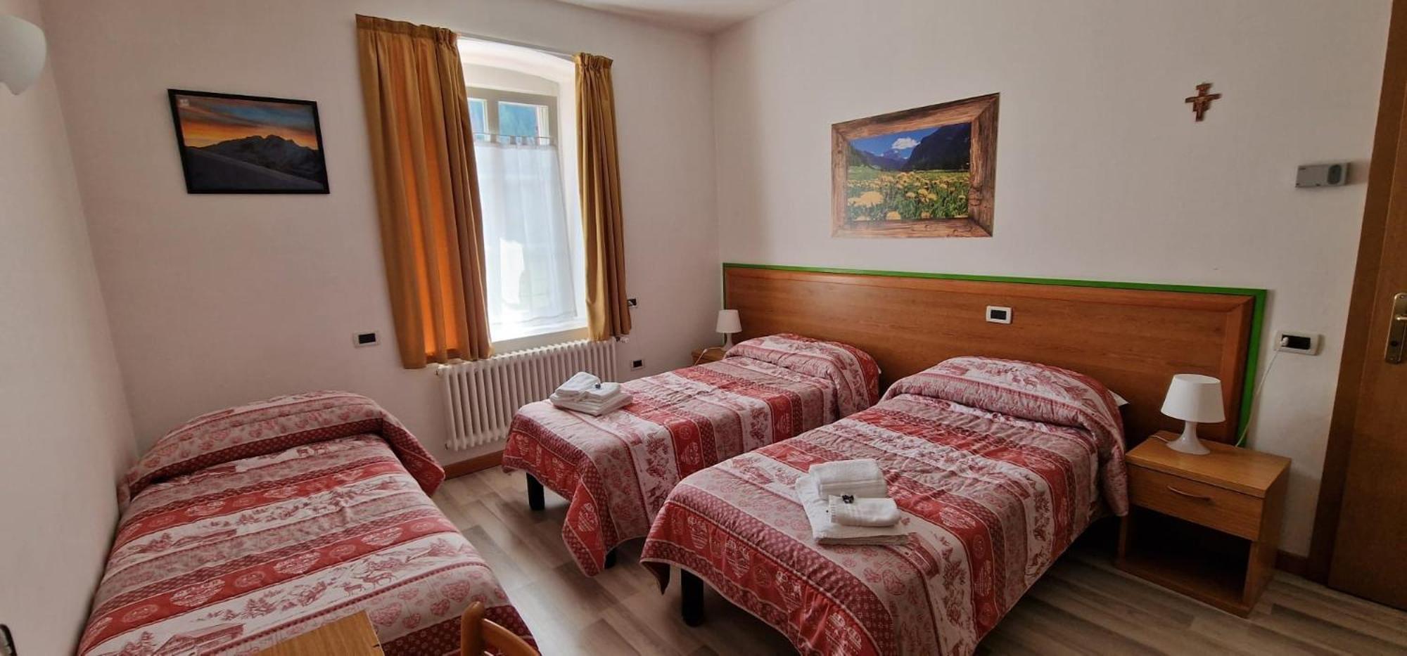 Hotel Dolomiti 3*